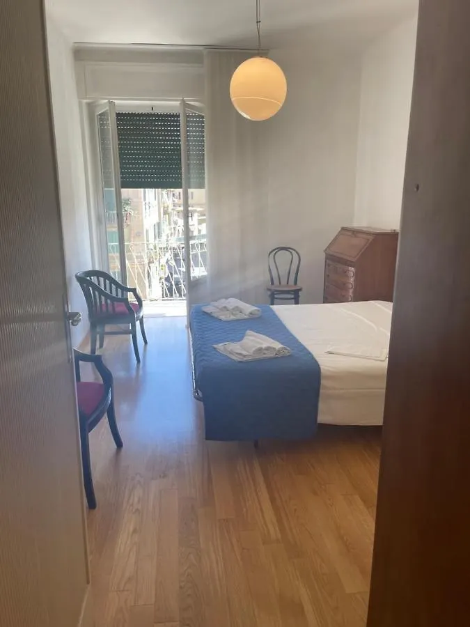 Central Home La Spezia 0*,  Italy